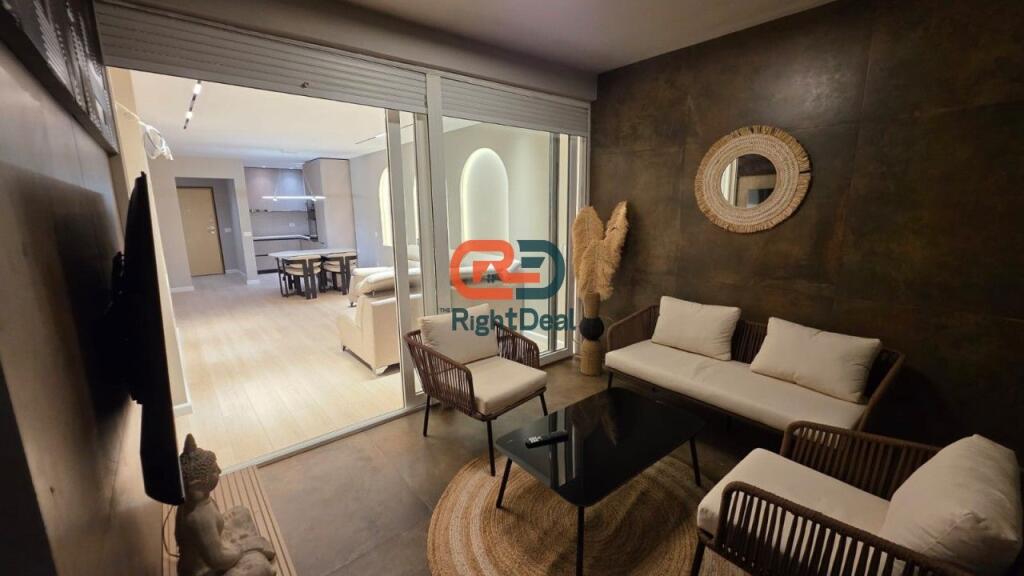 Tek Ish Ekspozita, Shitet Super Apartament 2+1+2+Verande, Totalisht E Investuar !!