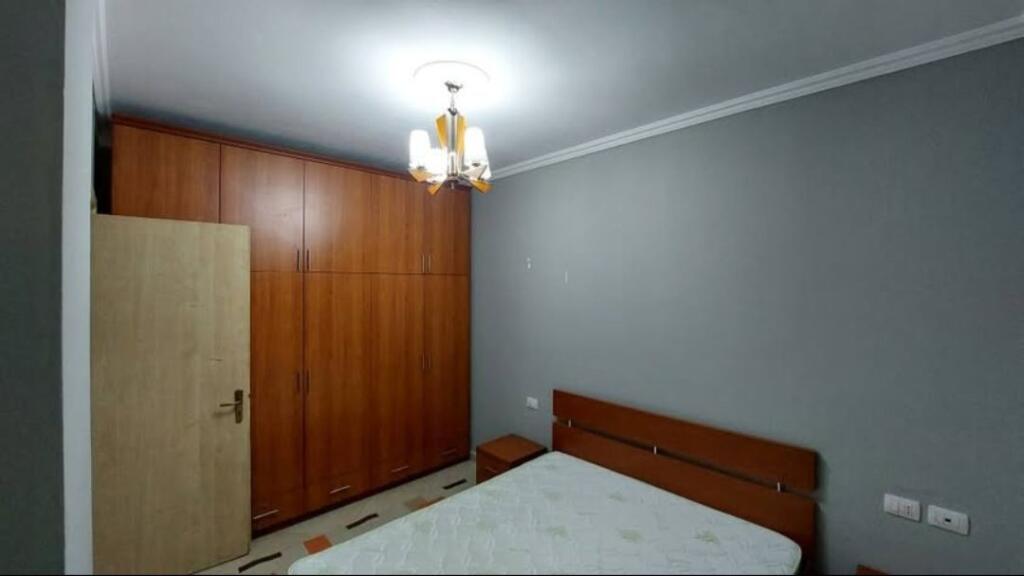 Tirane, apartment 1+1 on the 3rd floor for rent by the Owner, no commission