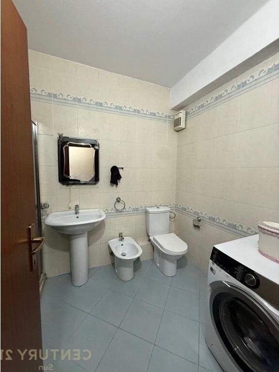 Apartament 2+1 me qira, Komuna e Parisit