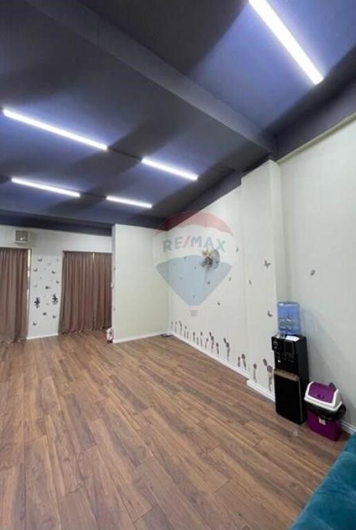 Negozio - In Vendita - Città Studenti, Tirana ID: 530571006-11