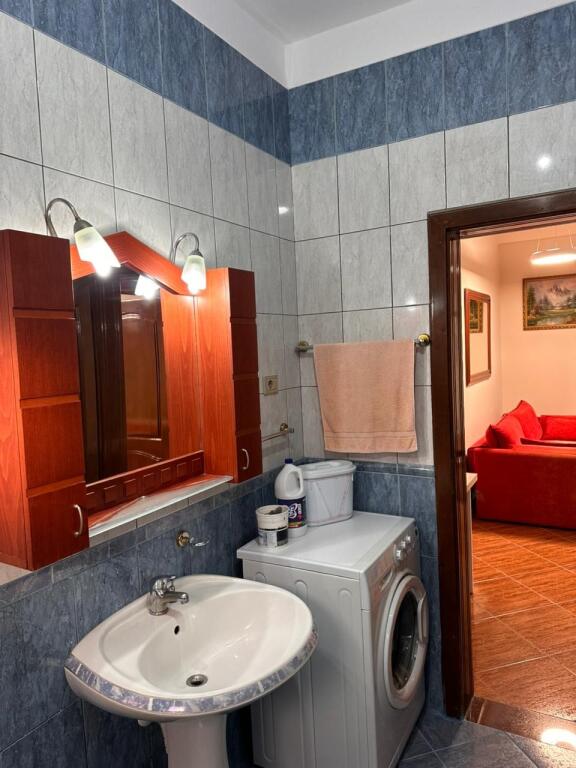 Appartamento 1+1+Balcone in affitto in Via 5 Maj!!!