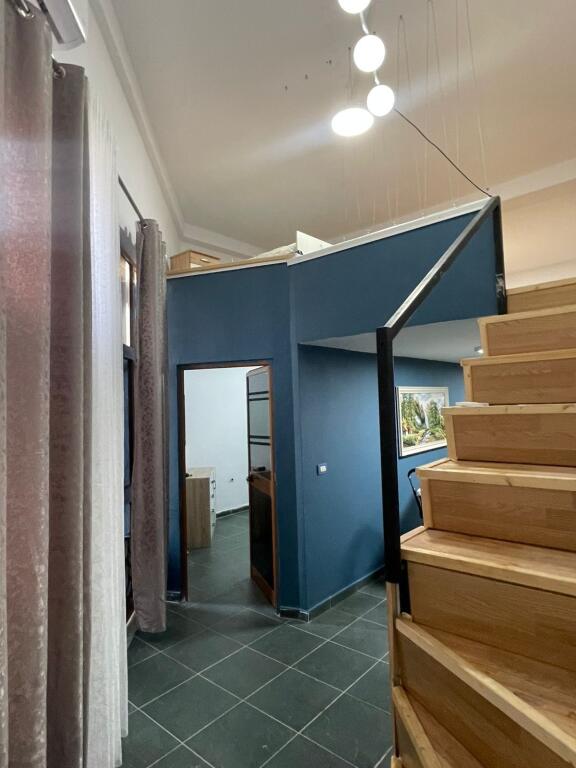 Apartament duplex 2+1 me qera ne Misto Mame