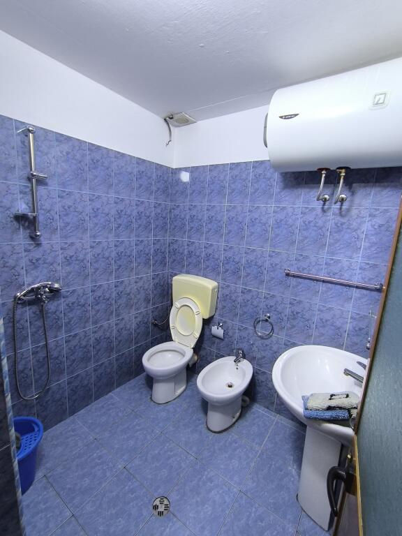 Jepet Me Qera Apartament 1+1+1 Ballkon