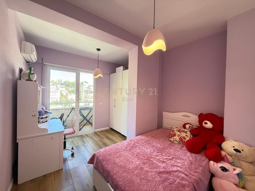 Shitet Super Apartament 2+1 me Pamje Deti ne Vollga, Durrës !