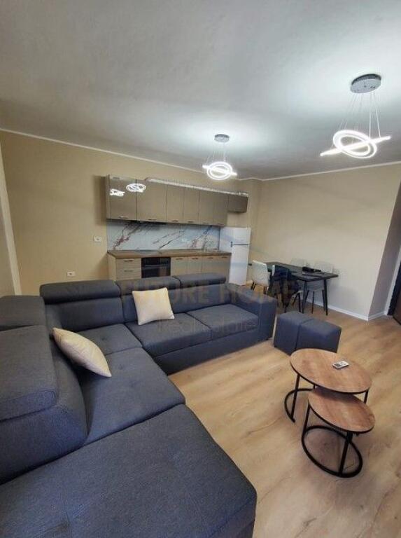 Qera, Apartament 2+1+2+Post Parkimi , Shkozë, Tiranë