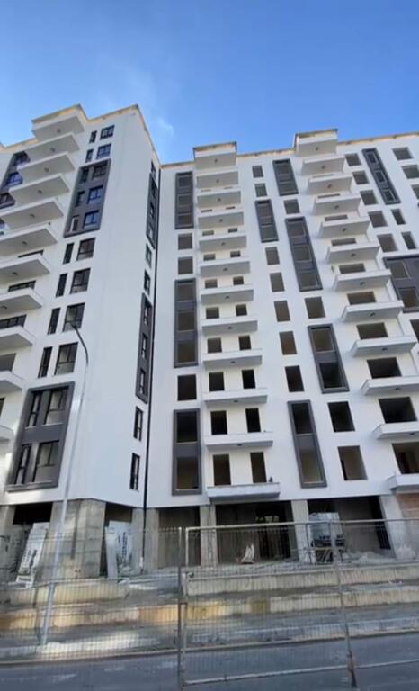 SHITET APARTAMENT 3+1+2, ISH FUSHA E AVIACIONIT