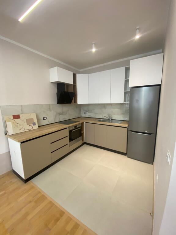 For rent apartment 2+1+2 bathrooms+1 balcony Irfan Tomini Street, last stop of new Tirana