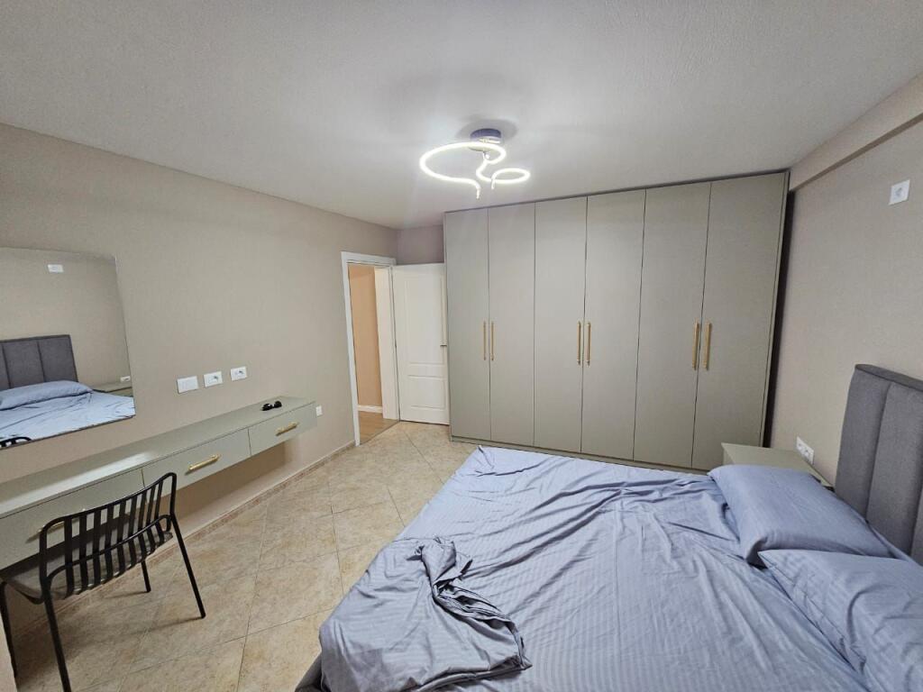 Apartament Me Qera 3+1 tek Bulevardi Zogu i Pare (ID B230129) Tirane​