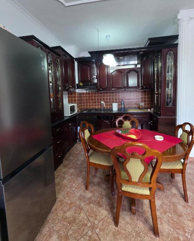 JEPET ME QER APARTAMENT 1+1 TEK ISH PARKU