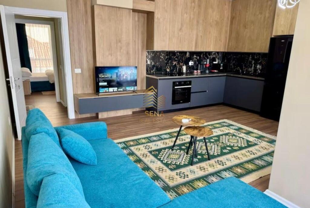 Qira, Apartament, 2+1+2+blk, Riza Cerova, 900 Euro/muaj