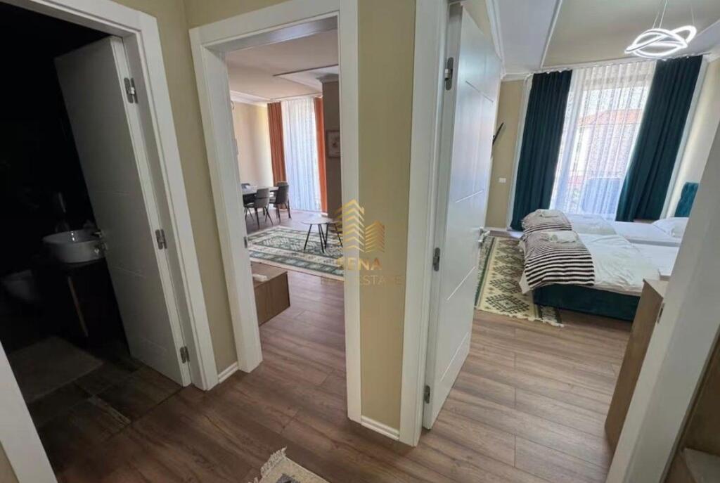 Qira, Apartament, 2+1+2+blk, Riza Cerova, 900 Euro/muaj