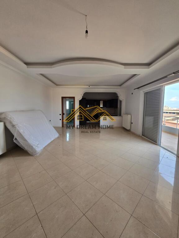 SHITET PALLAT 5 KATESH NE DURRES!