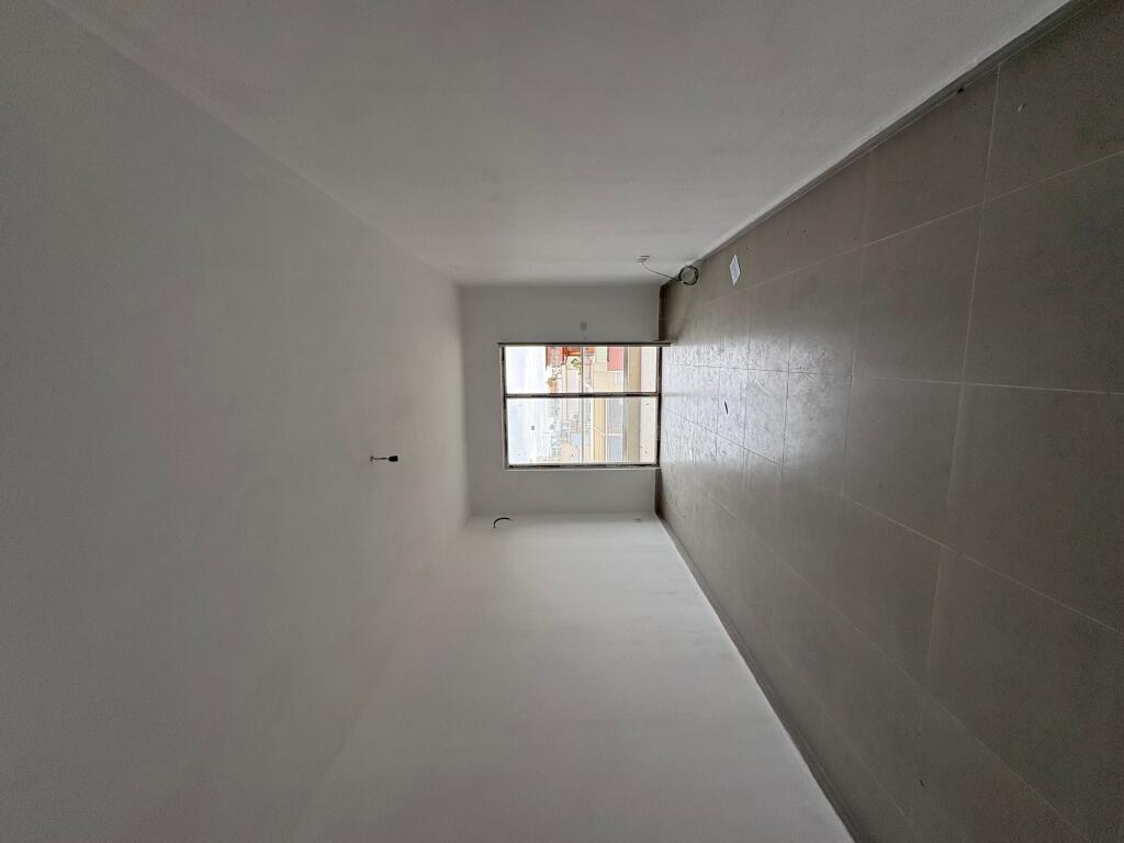 Shitet apartament 2+1