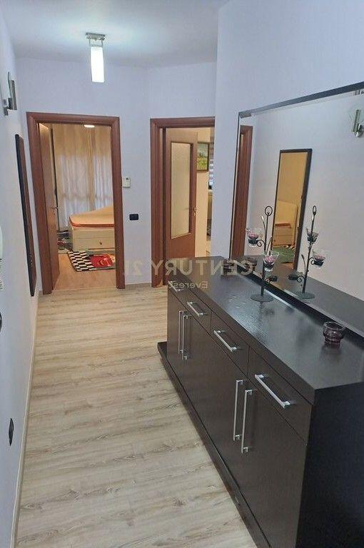 LIQUIDO SECCO, APPARTAMENTO 2+1+2 IN AFFITTO.