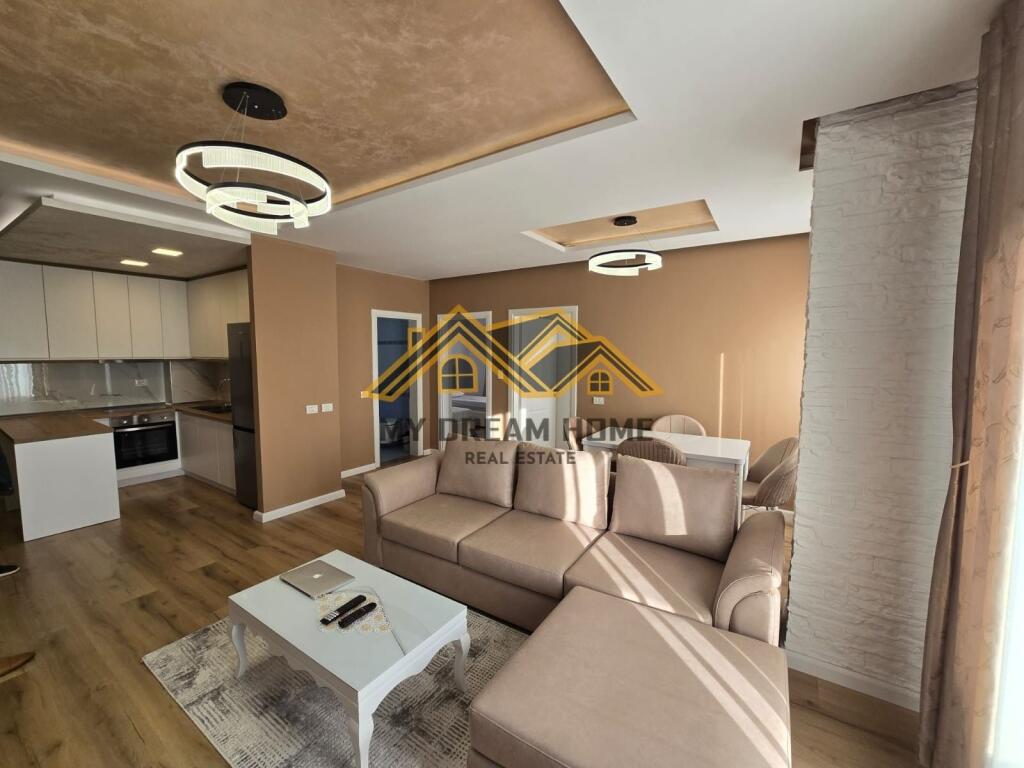 JEPET ME QIRA SUPER APARTAMENT 2+1 TEK KOMPLEKS JEDAS!