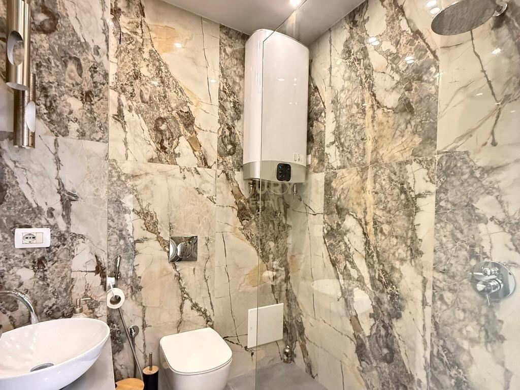 Shitet Super Apartament 2+1 me Pamje Deti ne Vollga, Durrës !