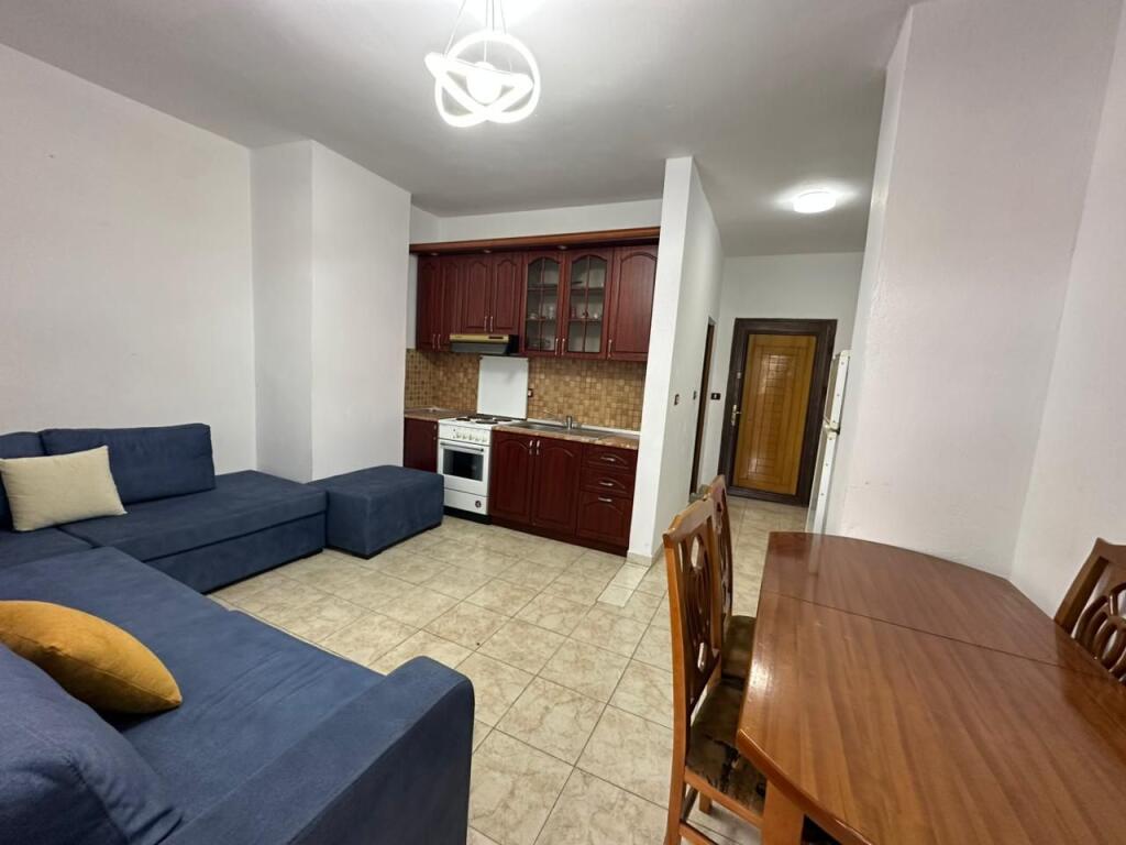 Për Shitje – Apartament 1+1 në Ilira, Durrës