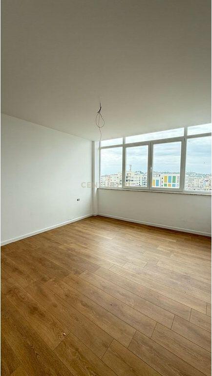 SHITET APARTAMENT 2+1+2 , PRANE UJESJELLESIT DURRES !