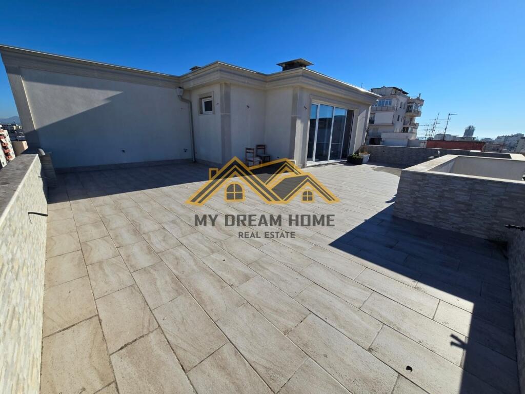 Apartament ne Shitje tek ish Rajoni i policis, Durrës !