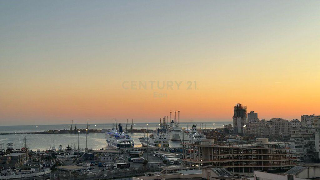 SHITET APARTAMENT 2+1+2 , PRANE UJESJELLESIT DURRES !