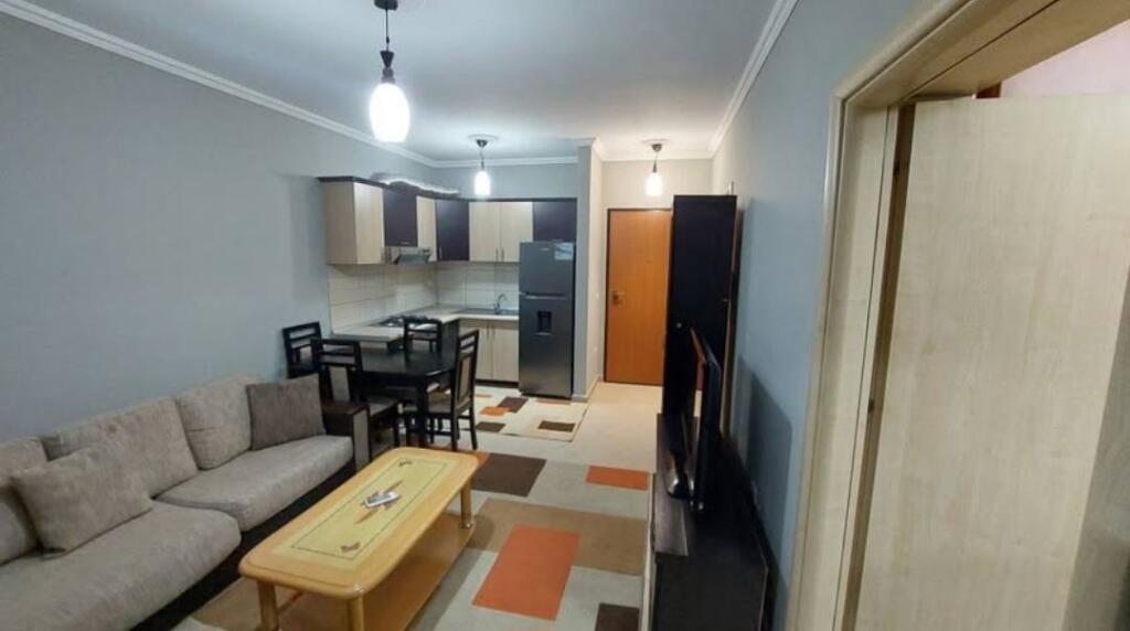 Tirane, apartment 1+1 on the 3rd floor for rent by the Owner, no commission