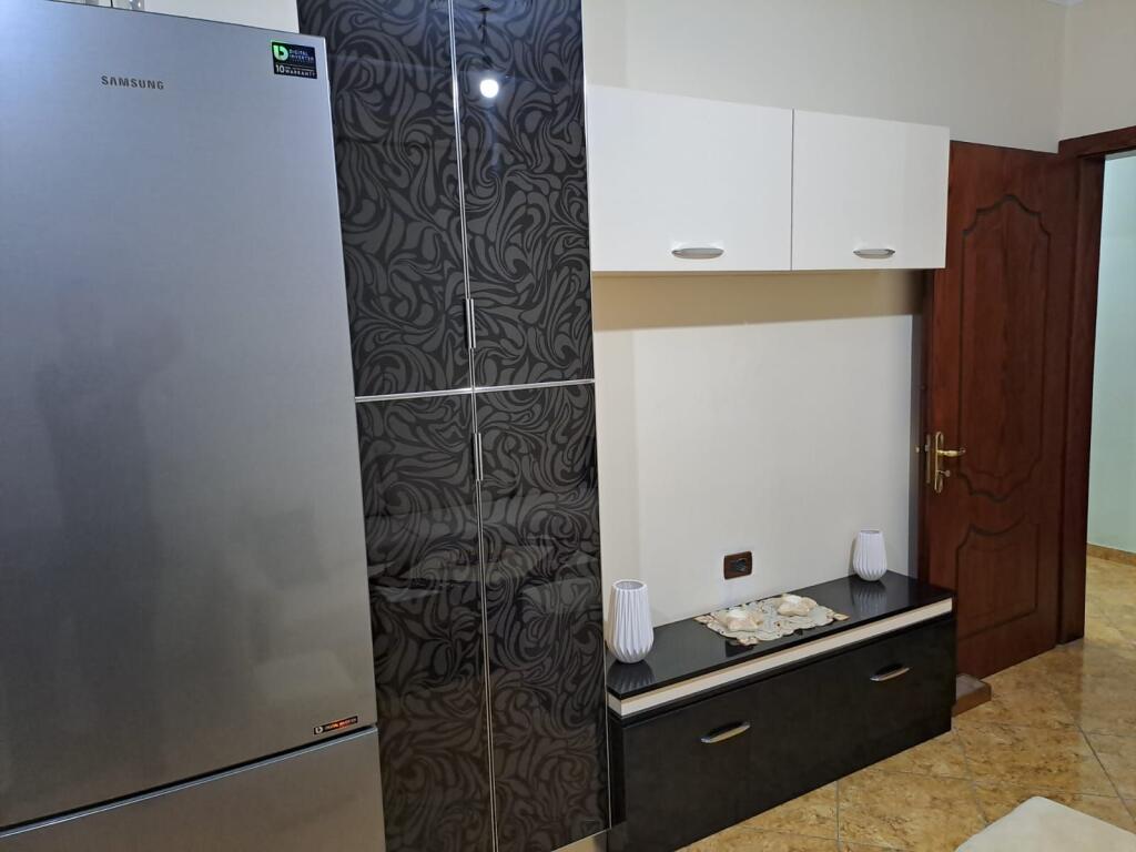 Apartament me qera 2+1 ne Kamez