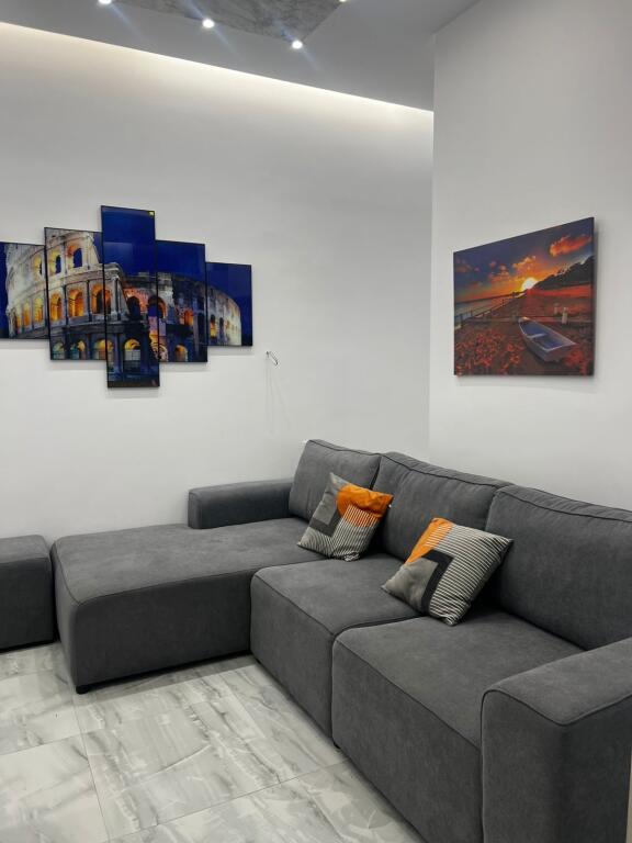 Apartament 1+1 me Qera Afatgjate, Skele Vlore - 2 min larg Lungomare