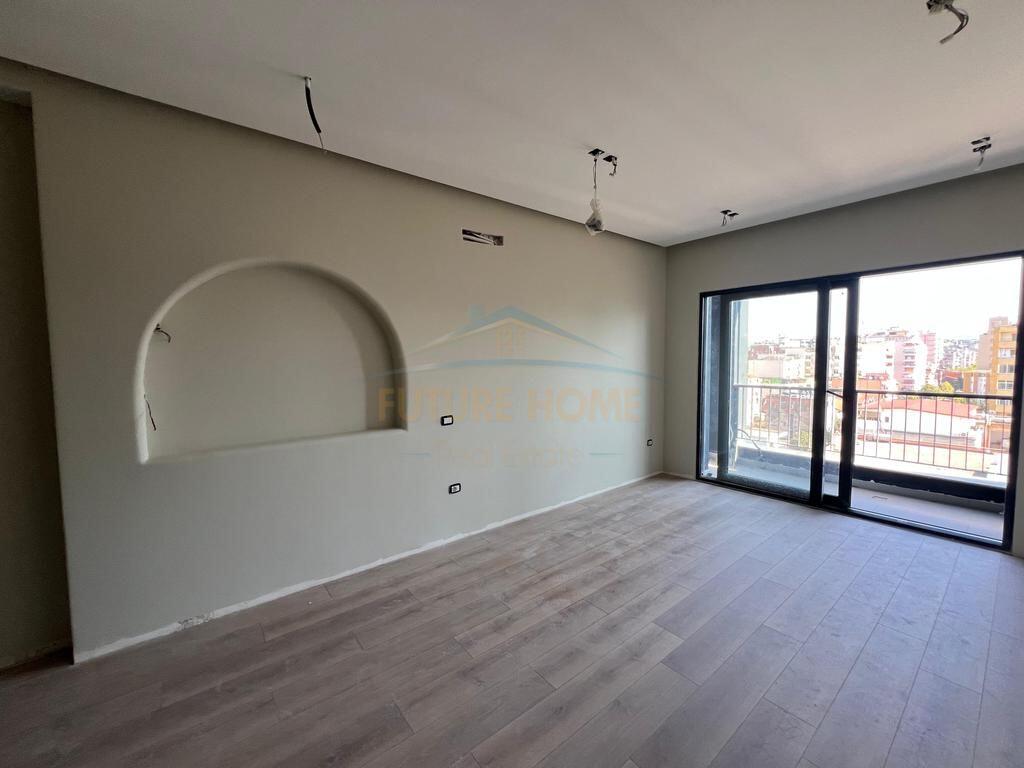 For sale, Apartment 1+1, Barricades Street, Tirana.