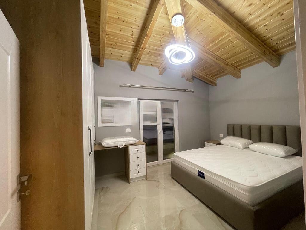 Jepet kat vile me qira në Farkë 800 € /Muaj