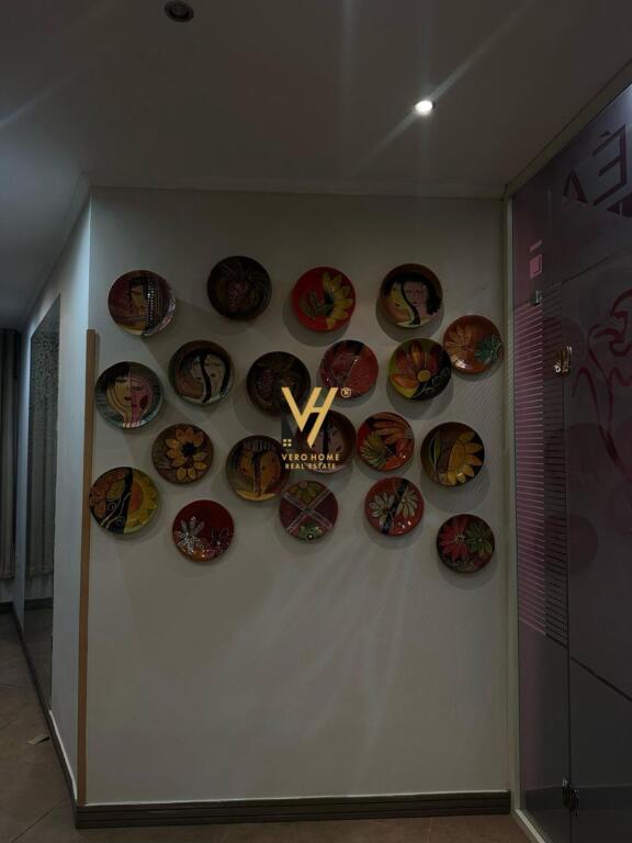 LOCALE PARRUCCHIERE 40 M2 IN AFFITTO IN VIA ELBASAN 400 EURO