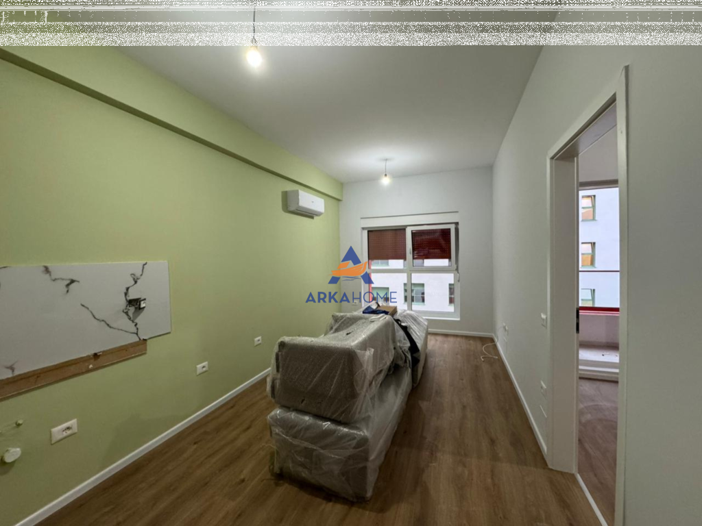 JEPET APARTMENT 1+1+BALLKON ME QERA"JEPET APARTMENT 1+1+BALLKON ME QERA"400 EURO