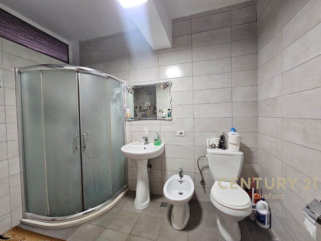 Apartament 2+1 per shitje ne Laprake