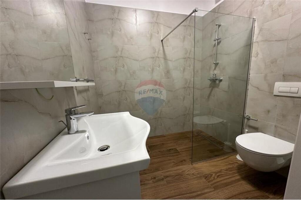 APARTAMENT 1+1 ME QIRA+PARKIM