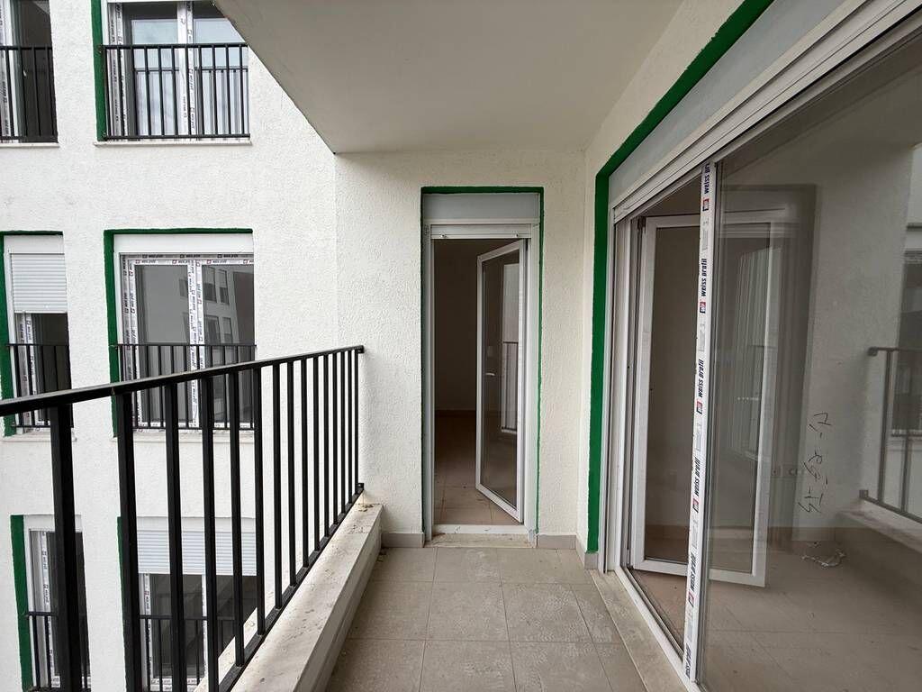 Jepet Me Qera Apartament 1+1 Per Banim ose Zyra tek 5 Maji