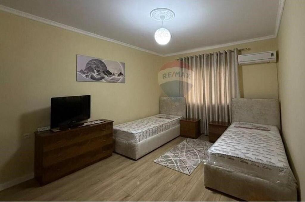 Apartament - Për Shitje - Rruga Ali Demi, Tiranë(ID: 530551001-278)