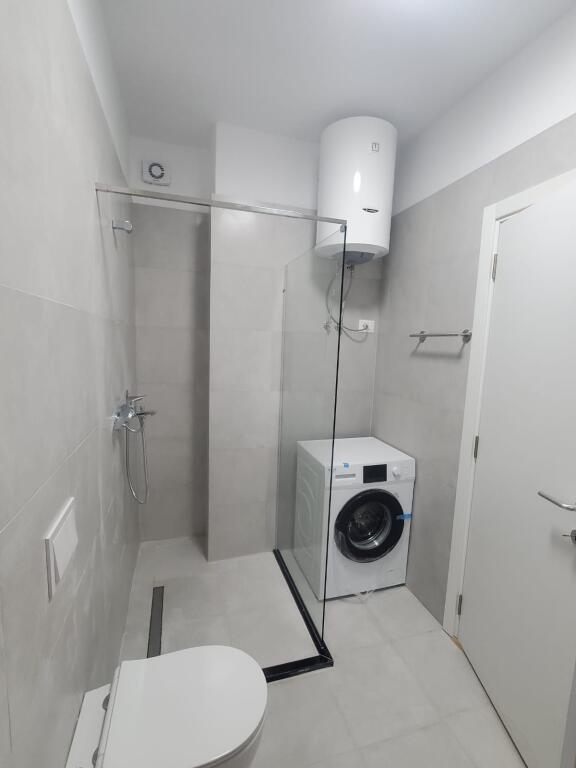 Affittasi appartamento 2+1+veranda al Lago Secco