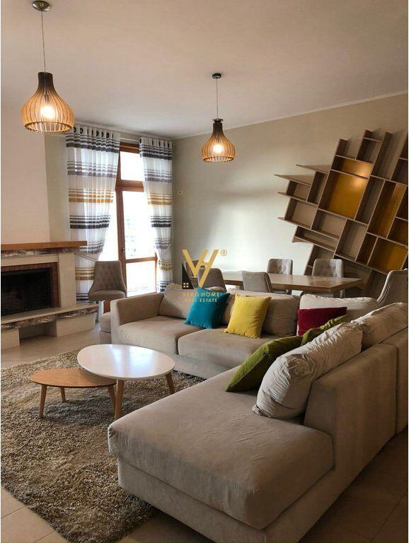 SHITET APARTAMENT 4+1+2+VERANDE TE KOPSHTI ZOOLOGJIK 550.000 EURO