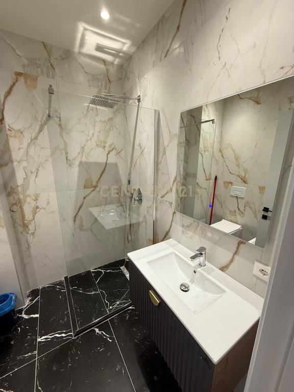 Apartament 2+1+Post Parkimi me qira te rezidenca Lake Land, Farke