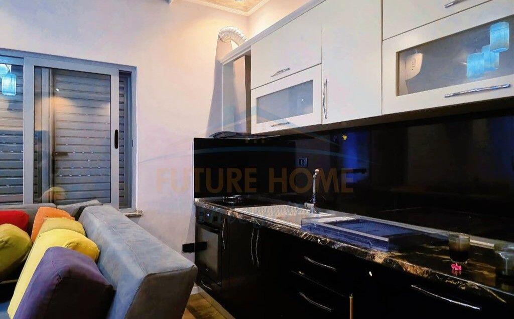 Rent, Apartment 2+1+2+Parking Space, Fresku, Tirana.