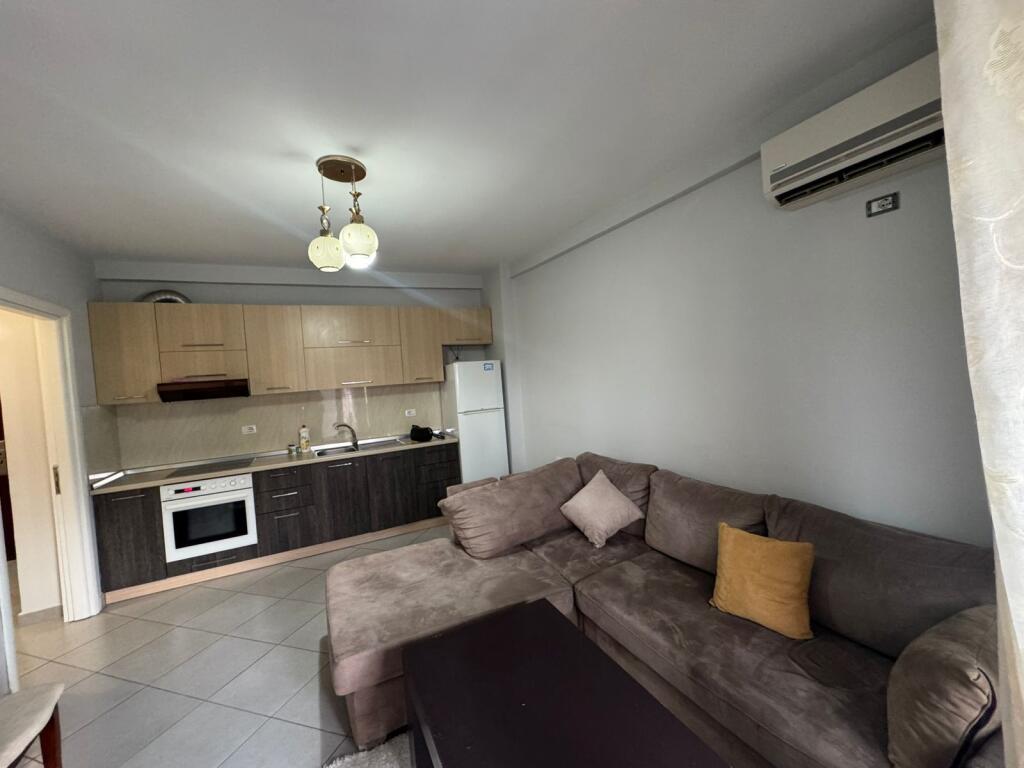 Don Bosko Japim me qira apartament 1+1  55m2