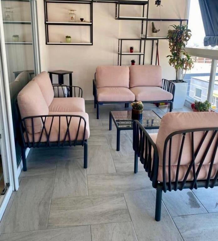 JEPET ME QERA APARTAMENT 2+1 TE TOM DOSHI SHKOZE