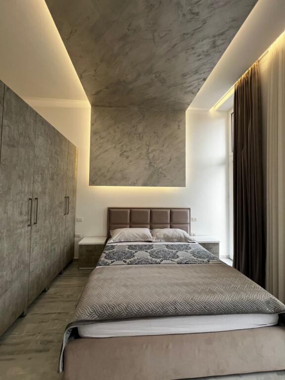 Apartament 1+1 me Qera Afatgjate, Skele Vlore - 2 min larg Lungomare