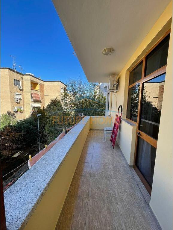 Qira, Apartament 1+1, Ish Restorant Durresi 530 €,PRO