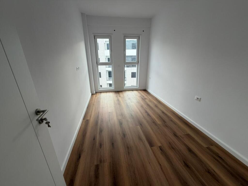 OKAZION! Shesim Apartament 3+1+2 në Diellon Apartments, Paskuqan! 1050 eur/m2