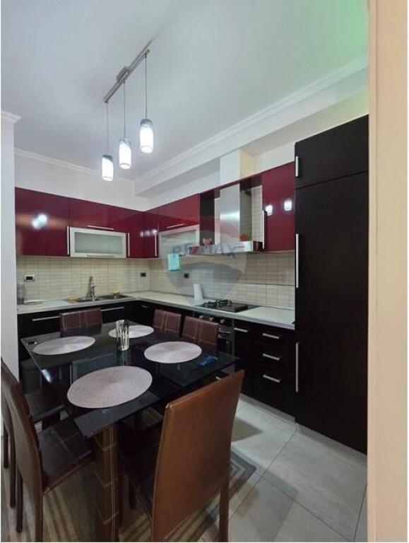 APARTAMENT 2+1 PËR QIRA NE ASTIR