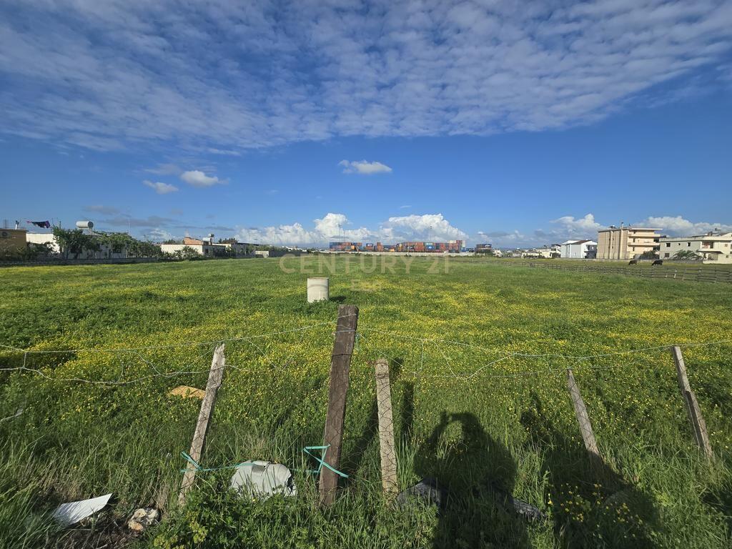 Shitet Tokë 12,338 m2 në Spitalle, Durrës Exclusive