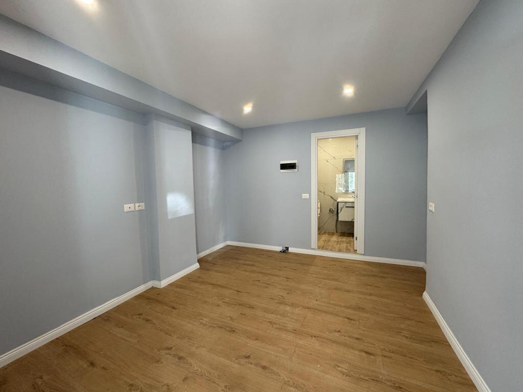 Shitet, Apartament 1+1 dhe Garsoniere, Stacioni i Fundit i Tiranes se re