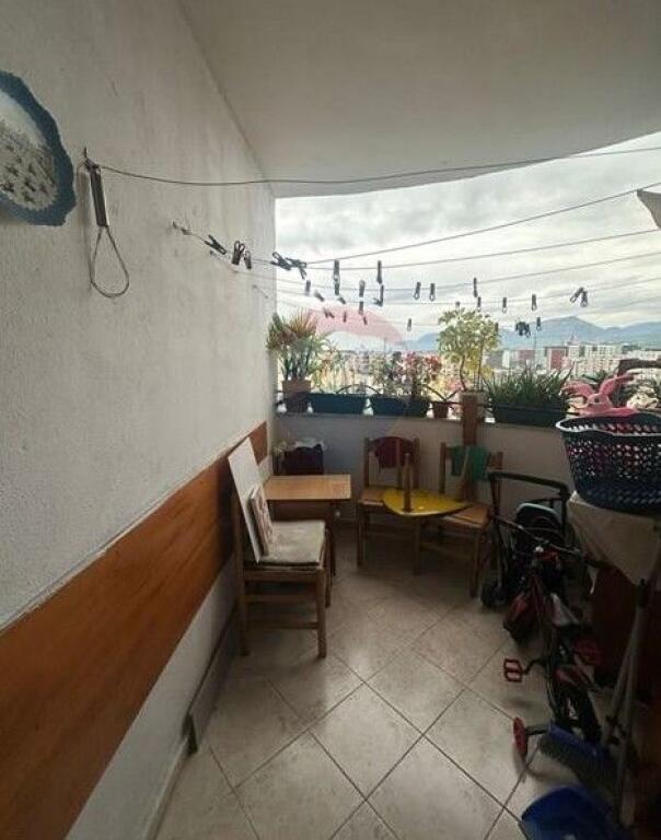 Apartament - Për Shitje - Pallatet Arabe, Tiranë ID: 530261060-1929