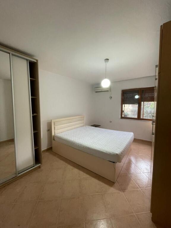 In vendita, Appartamento 1+1, Via Elbasan, Tirana