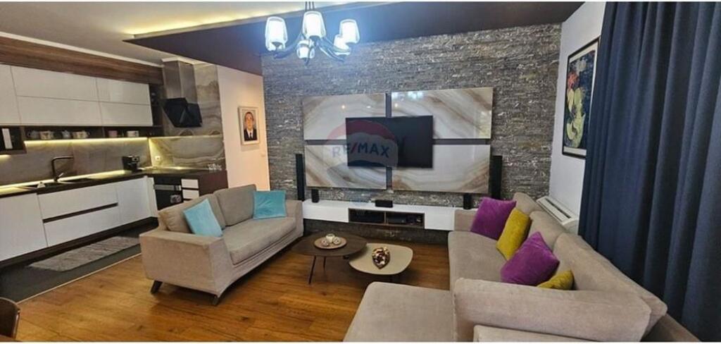 Apartament - Për Shitje - Rruga Ali Demi, Tiranë(ID: 530571006-12)